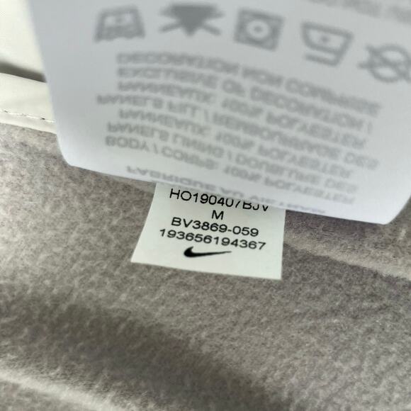 Nike Vest Sz M Aerolayer Puffer Fleece Gray Full Zip Running Athleisure Workout - Picture 12 of 12